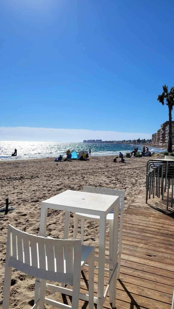 Playa De Los Naufragos Cozy Apartment With Pool Torrevieja Exterior foto